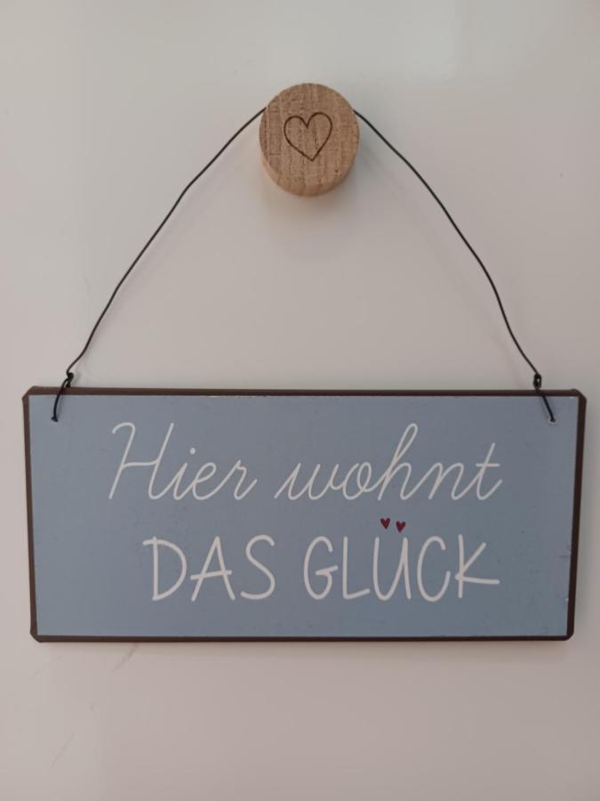 Giebelzimmer Mit Weinbergblick Stetten  Exteriör bild